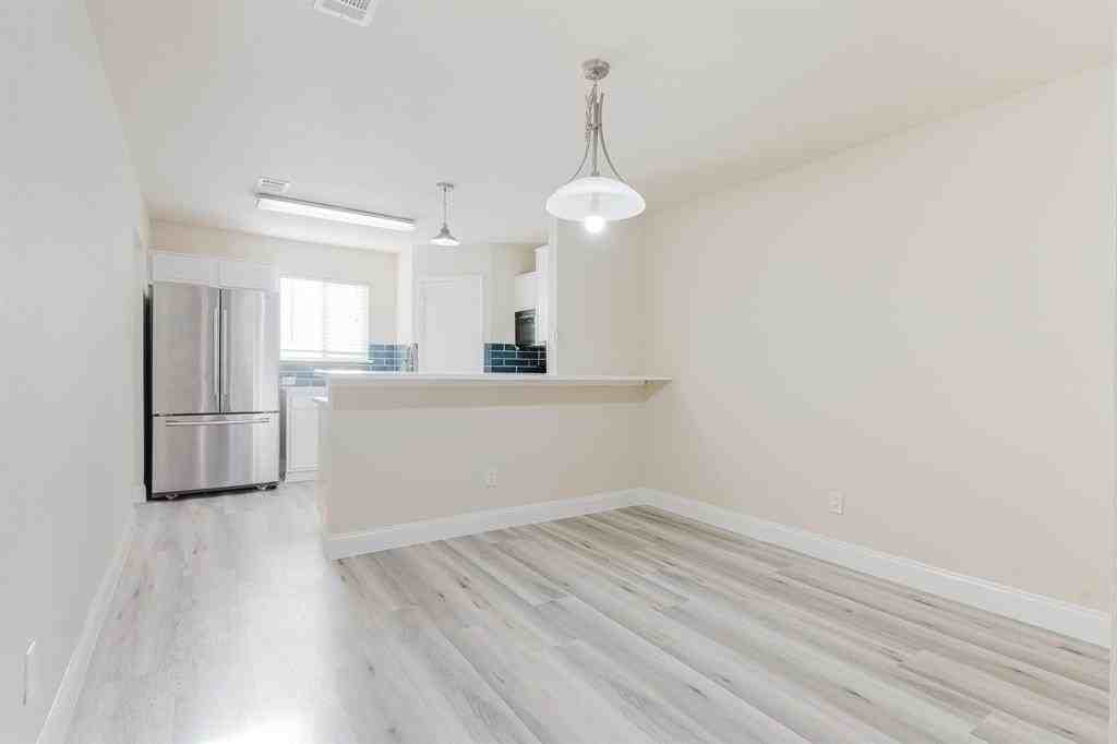 2109 Windjammer Way - Photo 4 of 21