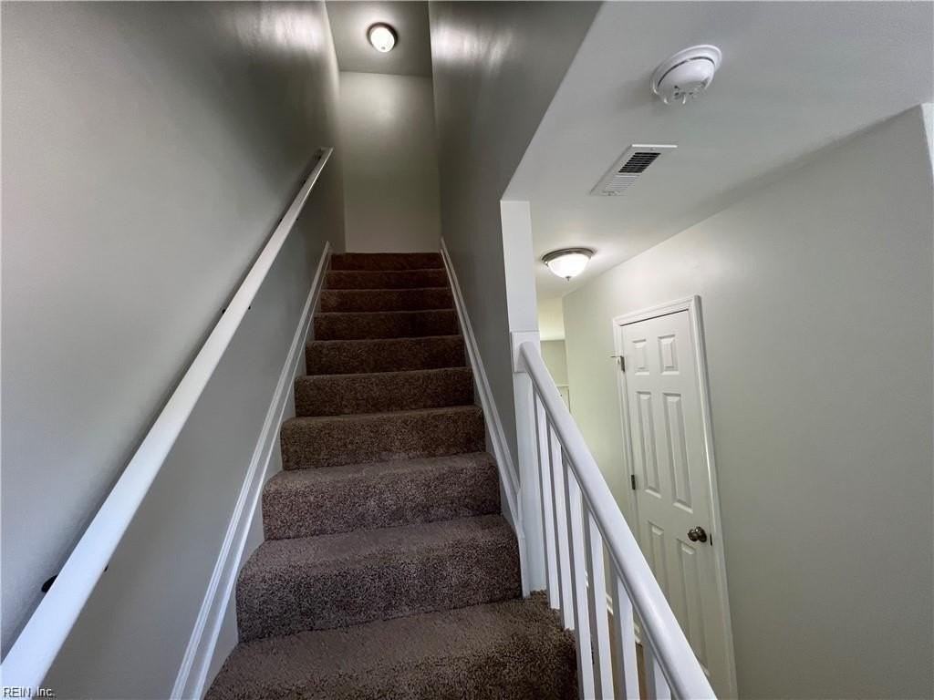 1057 Commonwealth Pl - Photo 7 of 16