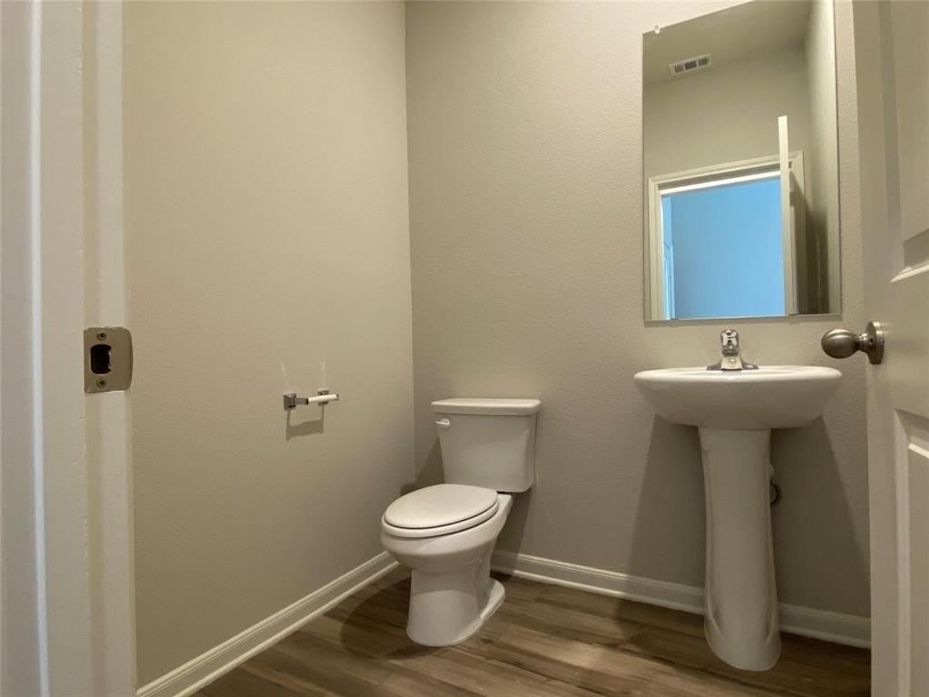 205 Emma Dr - Photo 5 of 17