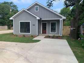 1440 W Park Ave - Photo 1 of 1