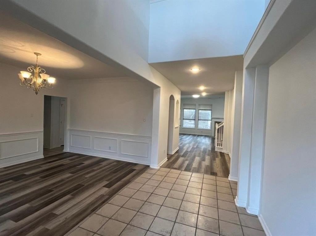 125 Whitney Dr - Photo 5 of 16