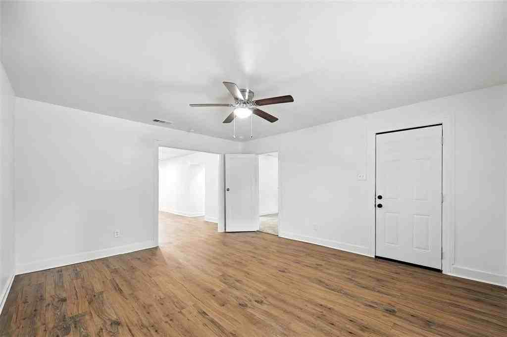 3420 Caddo Street - Photo 6 of 18