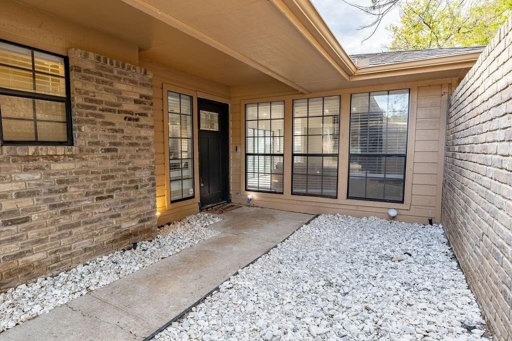 3816 Grifbrick Dr - Photo 4 of 28