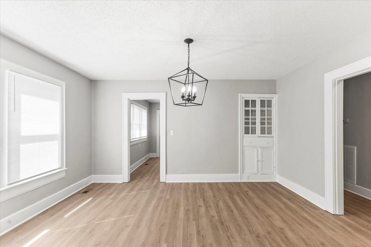 2719 13th Ave - Photo 6 of 25