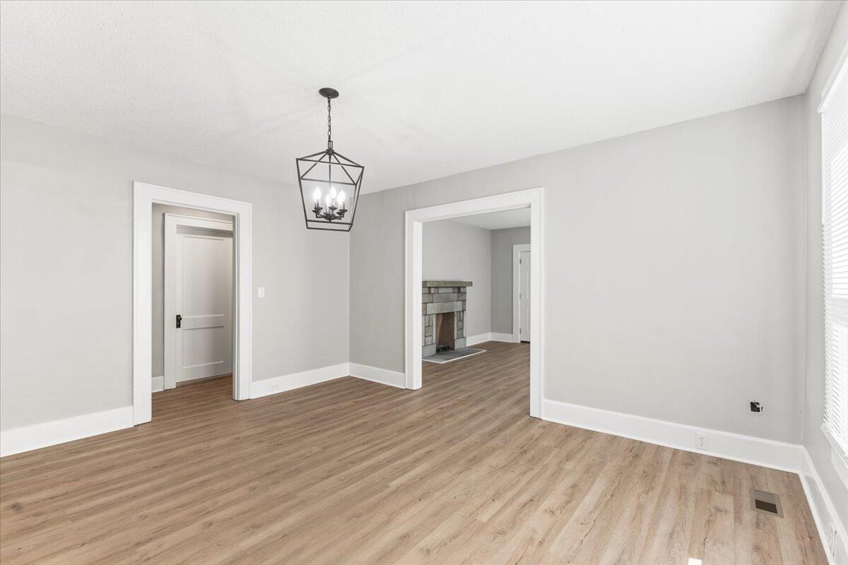 2719 13th Ave - Photo 7 of 25