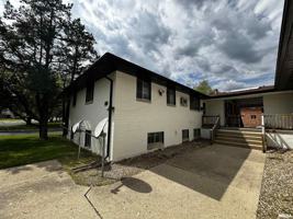 featured image of 2613 W Wardcliffe Dr #B