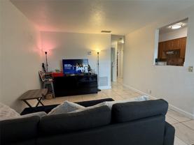 2607 Ne 8th Ave - Photo 1 of 1