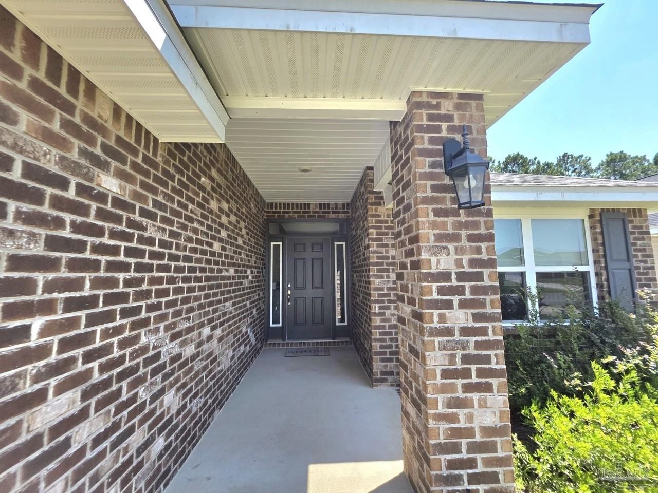 1813 Leigh Loop - Photo 2 of 26