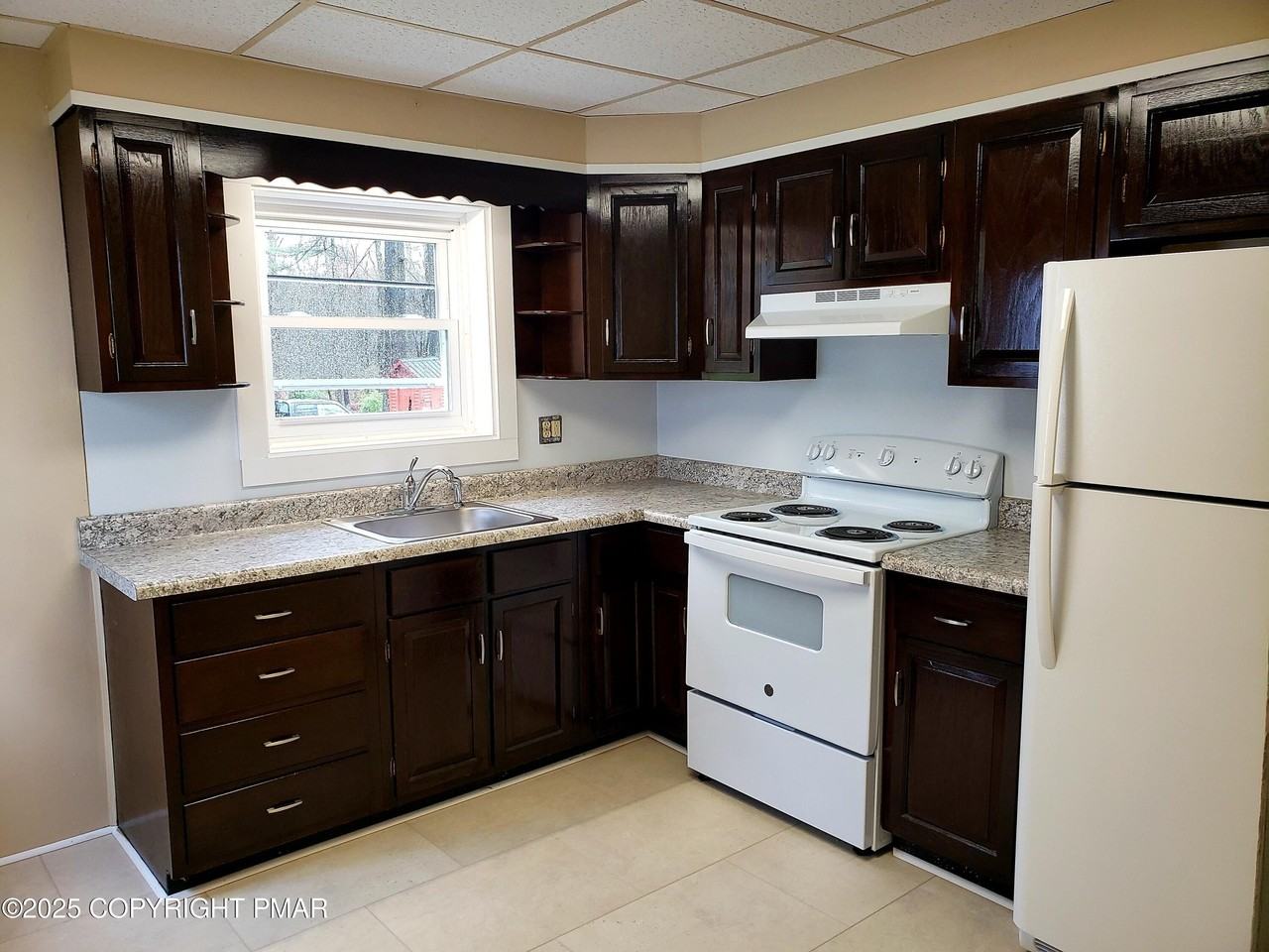 1200 Cherry Lane Rd Apt 102 #102 - Photo 2 of 10