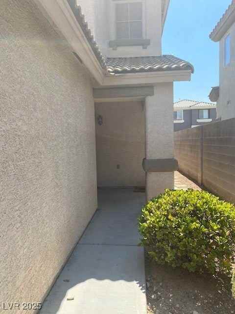 9645 Deer Park Ave - Photo 2 of 20