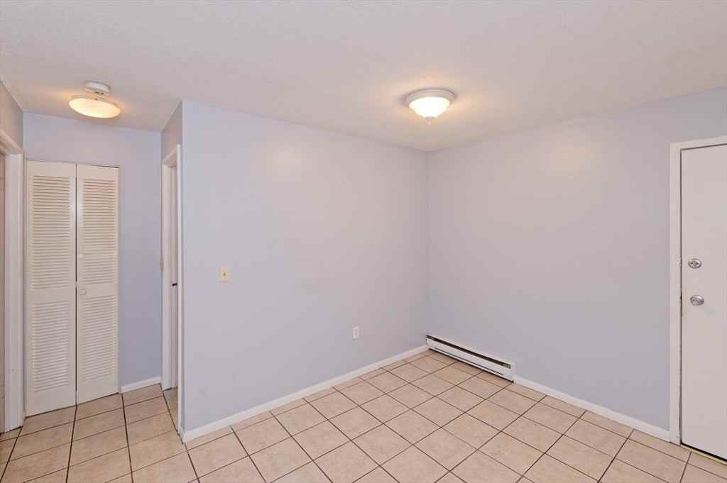 17 Weld St - Photo 5 of 28