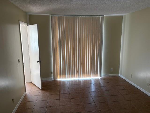 728 Executive Center Dr - Photo 5 of 12