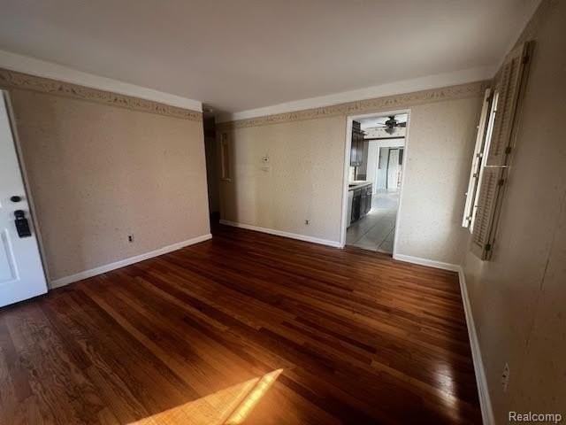 4957 Polk St - Photo 3 of 17