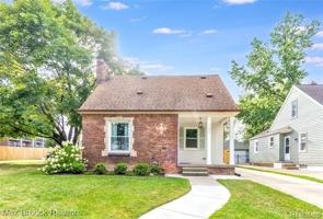 featured image of 121 N Blair Ave