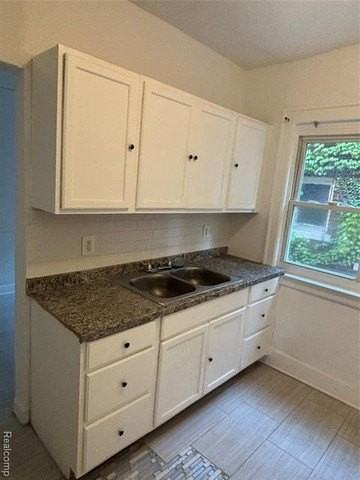 3224 Webb St - Photo 7 of 25