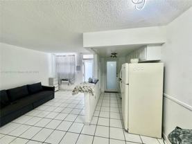 335 Collins Ave #302 - Photo 1 of 1