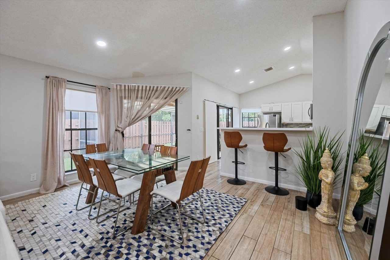 1769 Harborside Cir - Photo 7 of 34