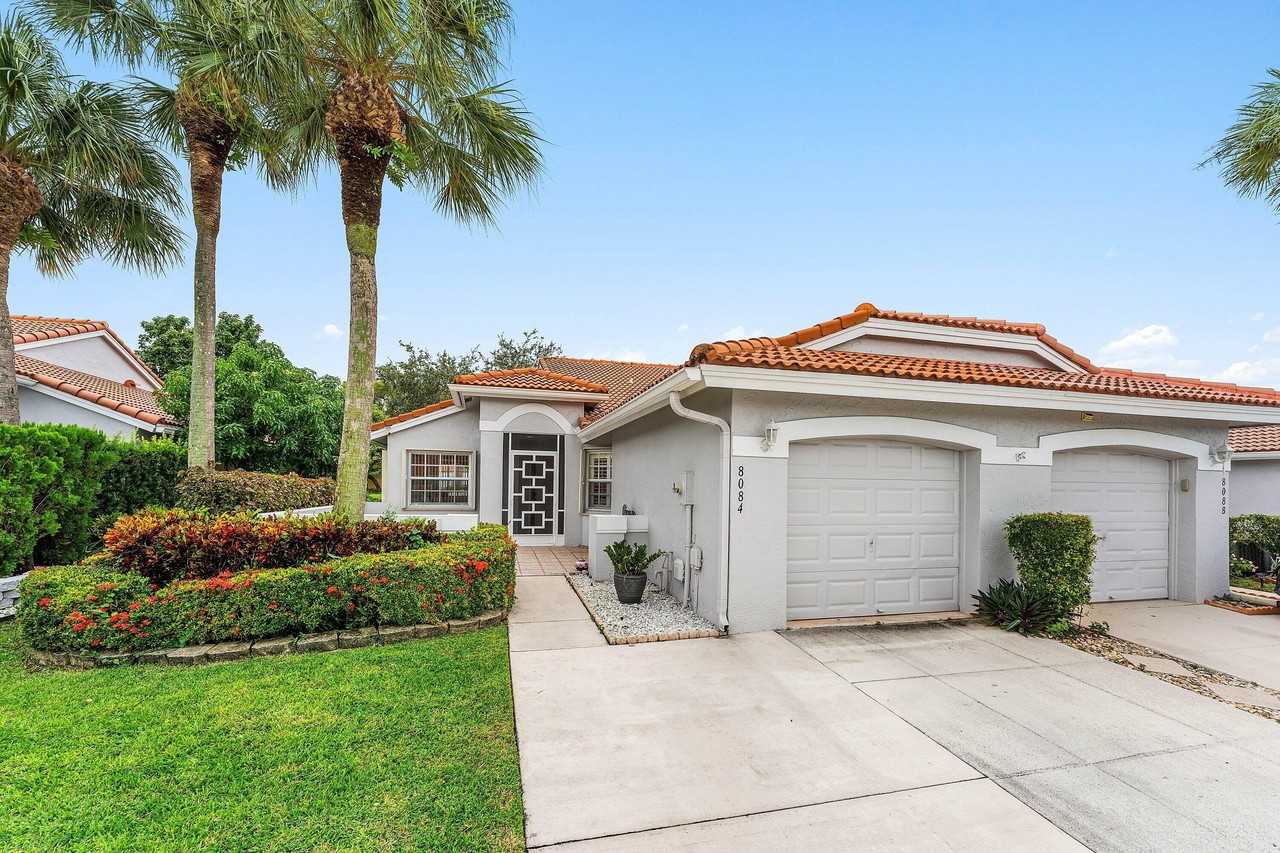 8084 Summer Shores Dr - Photo 2 of 33