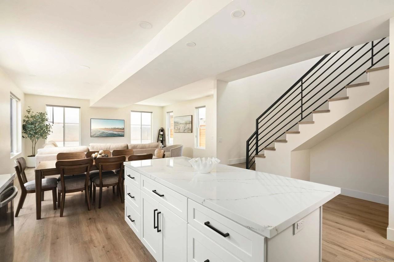 4616 Cape May Ave - Photo 4 of 25