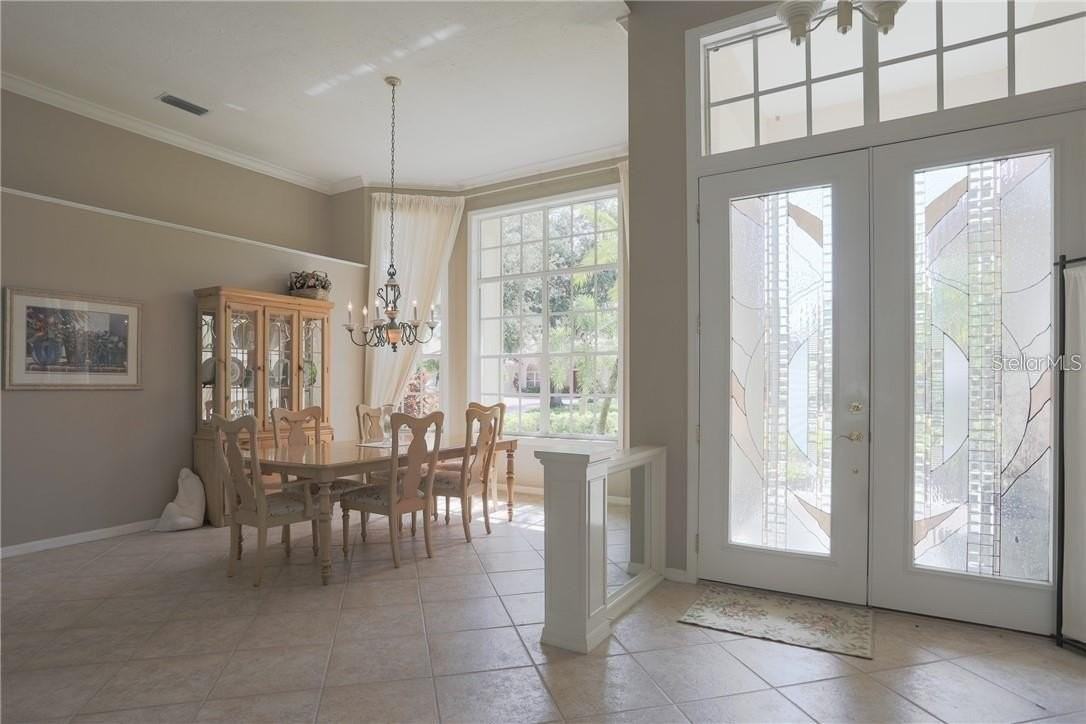 6308 Thorndon Cir - Photo 5 of 42