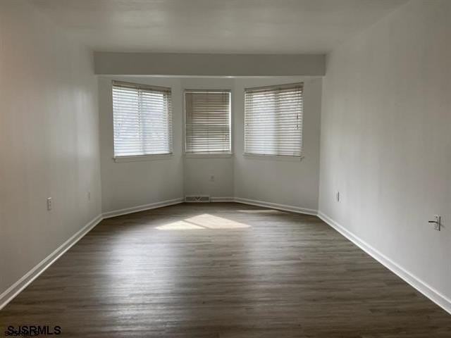 1438 Mediterranean Ave - Photo 2 of 3