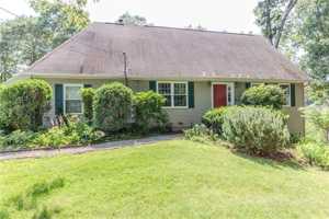 featured image of 102 Clinton Dr