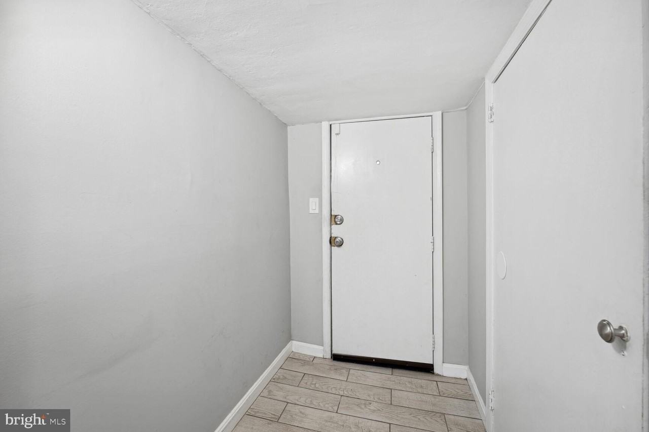 768 Quebec Pl Nw Unit C #C - Photo 4 of 13