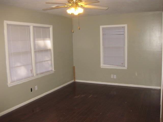 1258 Cody Rd N - Photo 2 of 8