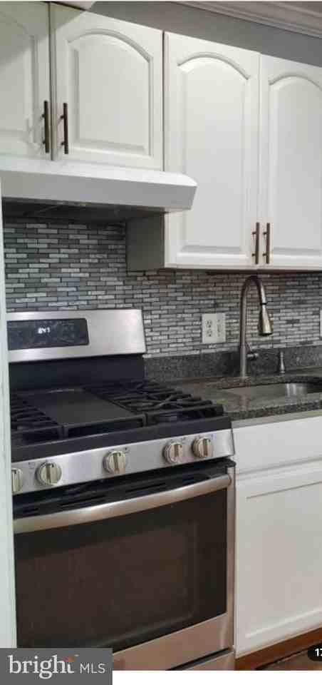 8645 Greenbelt Rd Apt 201 #201 - Photo 7 of 18