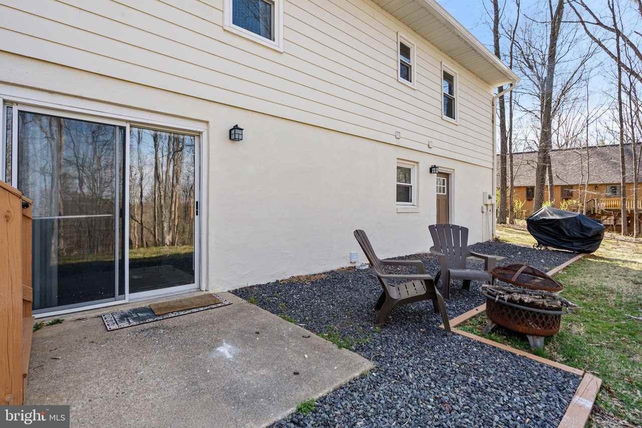 7258 Baldwin Ridge Road #B - Photo 7 of 36