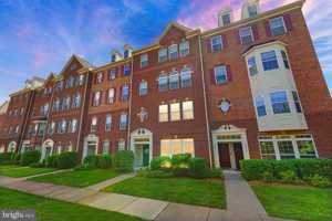 featured image of 43846 Artsmith Terrace