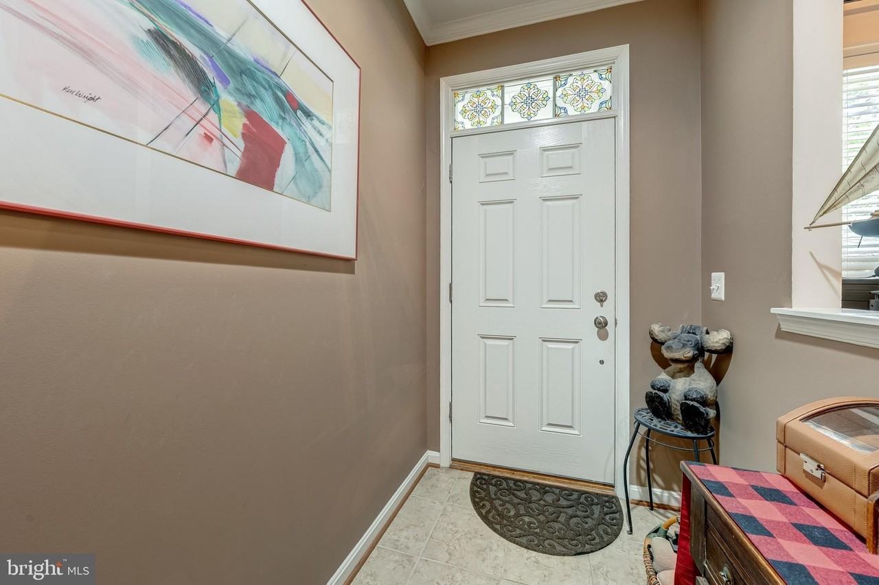 22644 Amberjack Square - Photo 3 of 34