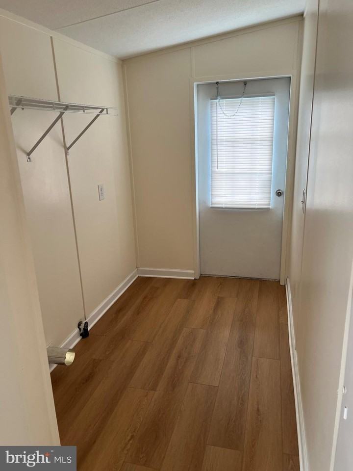 65 Dugan Ct - Photo 6 of 14