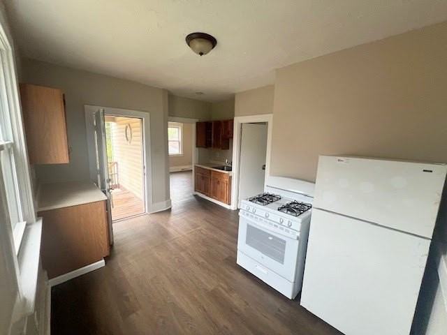 128 Parkway Ave - Photo 4 of 5