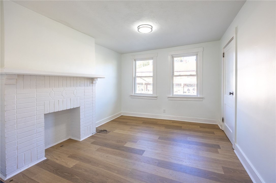 6448 Navarro St - Photo 4 of 6