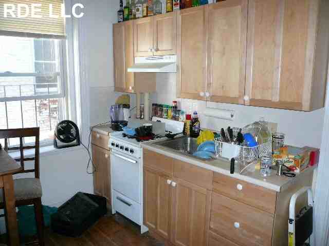 86 Gordon St #7 - Photo 3 of 7