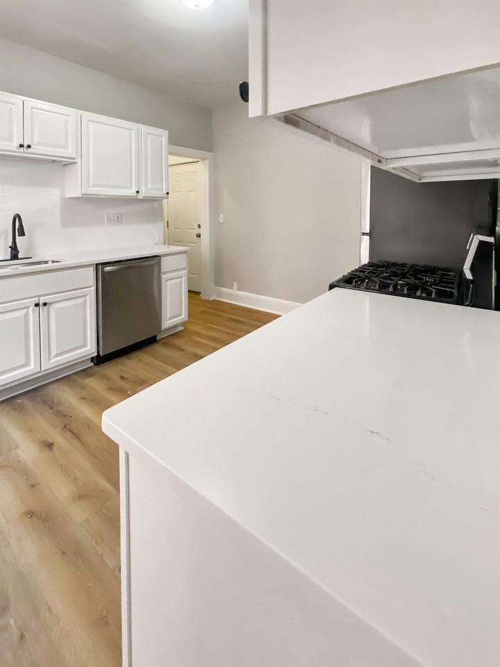 46 Mount Pleasant Ave #1 - Photo 5 of 10