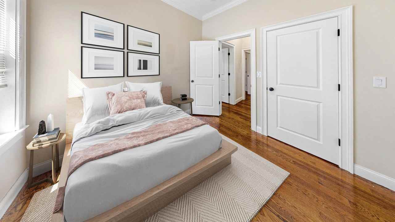 19 19 Perrin Street19 Perrin Street - 4 #4 - Photo 6 of 10