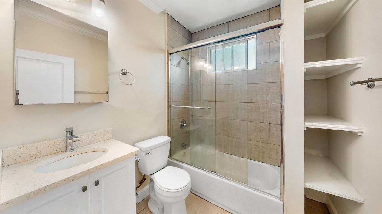 19 19 Perrin Street19 Perrin Street - 4 #4 - Photo 7 of 10