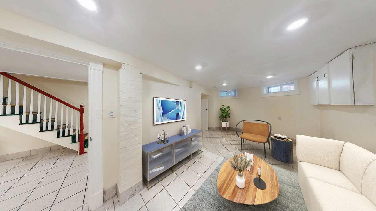 7 Mark St #1 - Photo 4 of 12