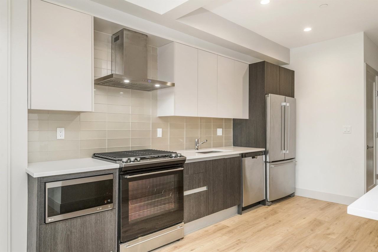 181 Saint Alphonsus St #1 - Photo 2 of 8