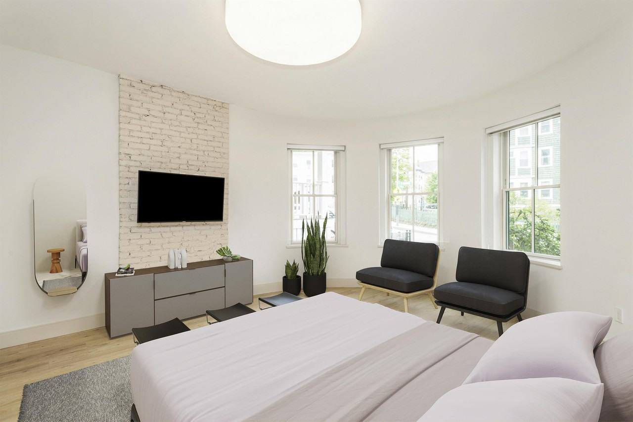 181 Saint Alphonsus St #1 - Photo 5 of 8