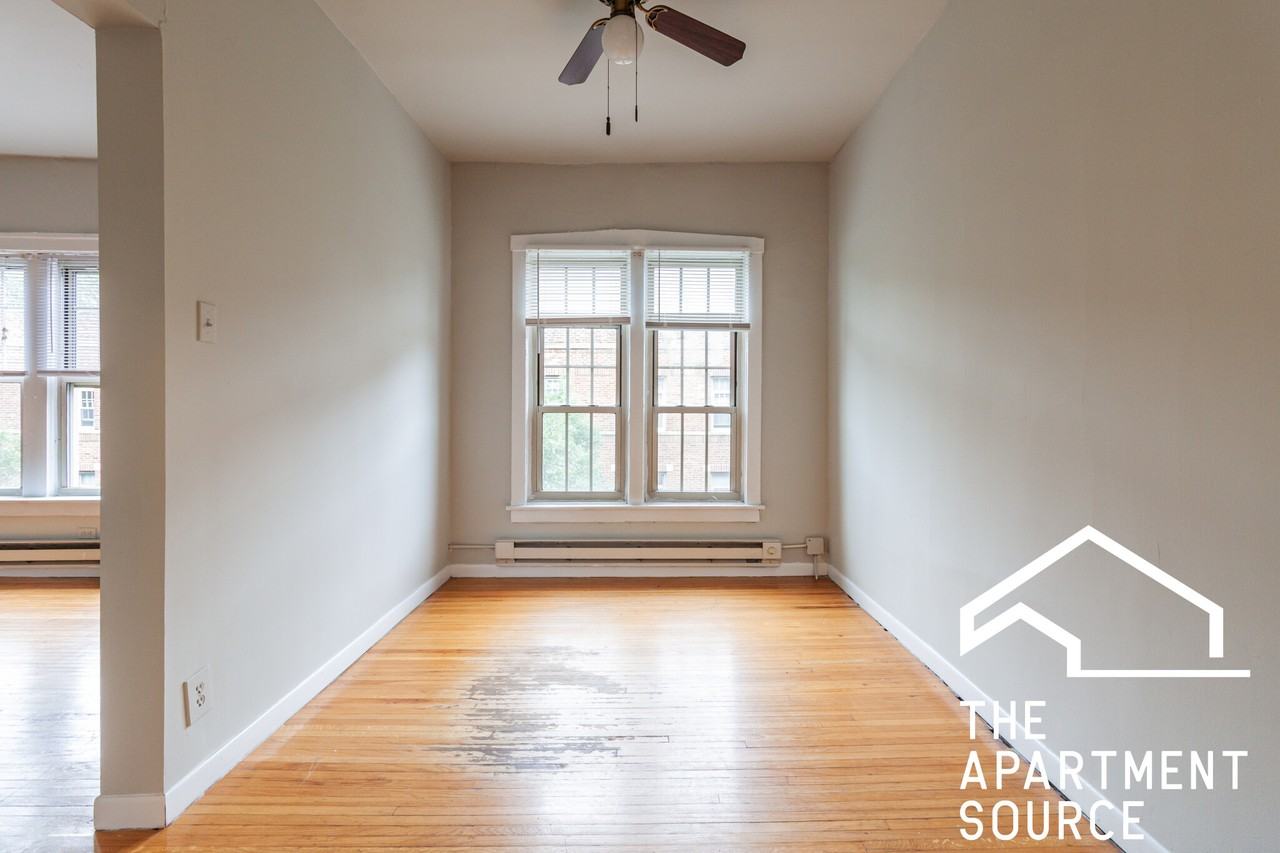 W Barry Ave #S1 - Photo 5 of 10