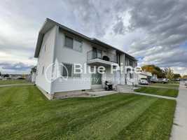 featured image of 678 Foster Dr