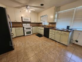 3870 Steele Ave - Photo 1 of 1