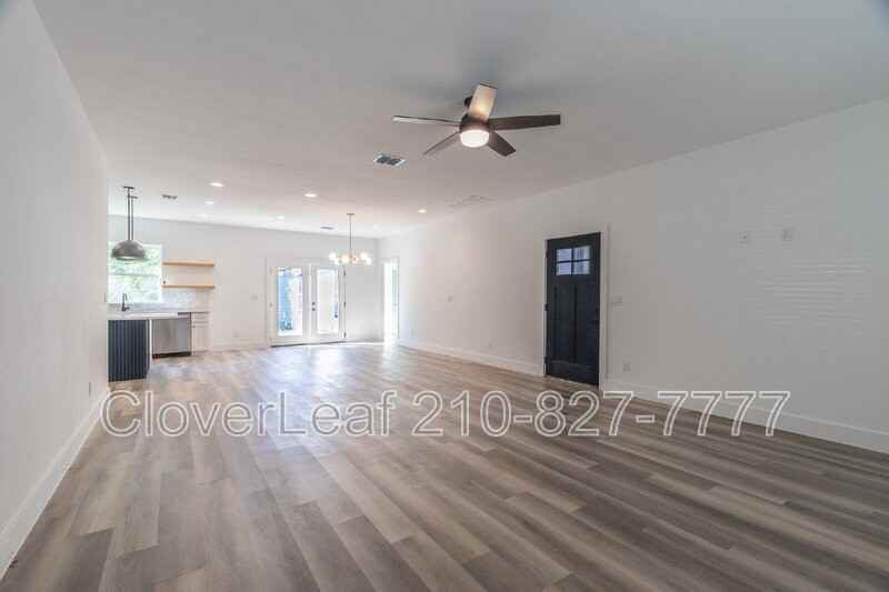 1934 Lamar St - Photo 5 of 30