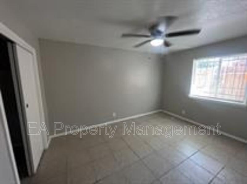 12809 Dorado Dr Se #3 - Photo 5 of 14