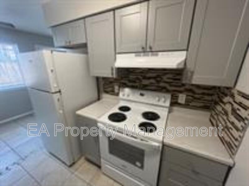 12809 Dorado Dr Se #3 - Photo 7 of 14