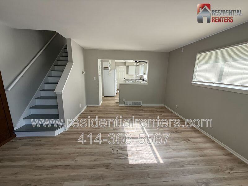 5824 N 117th St - Photo 7 of 14