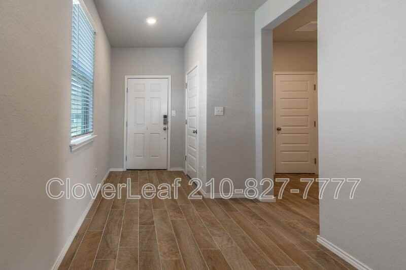 238 Jaycen Ln - Photo 5 of 37
